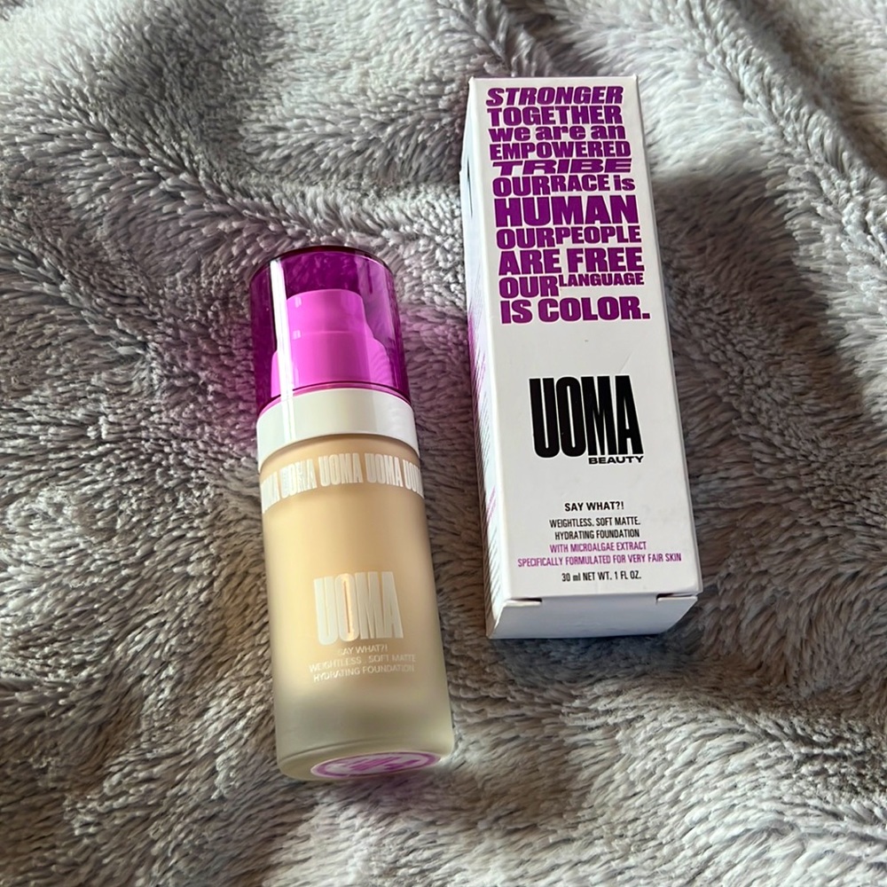 Uoma Beauty say what? Weightless soft matte hydrating foundation   Shade T1N